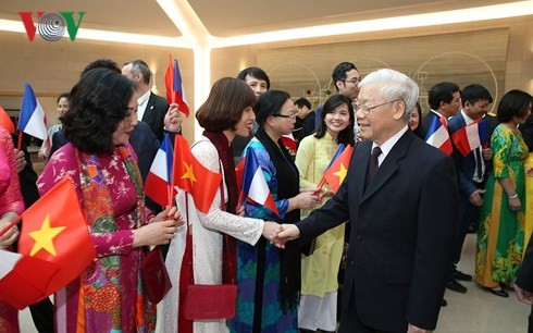 Visita del líder partidista vietnamita a Francia profundiza la asociación estratégica bilateral - ảnh 1