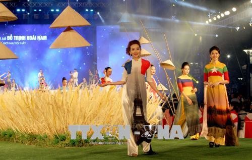 Concluye V Festival de Ao Dai en Ciudad Ho Chi Minh - ảnh 1