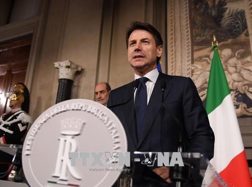 Giuseppe Conte jura como primer ministro de Italia - ảnh 1