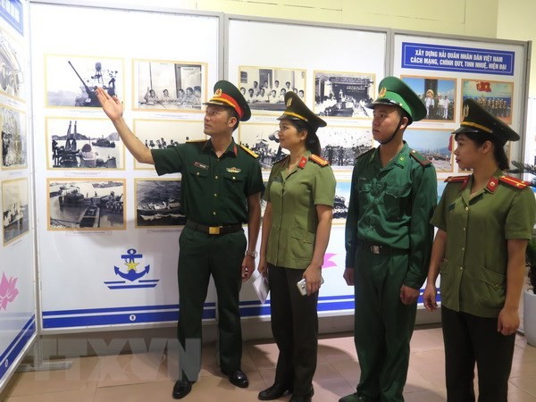 Celebran en Ha Giang una exposición sobre la soberanía marítima e insular de Vietnam  - ảnh 1