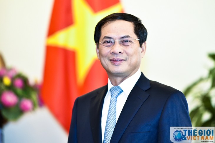 Gira del premier vietnamita por Europa demuestra responsabilidad nacional para sobre asuntos de interés global - ảnh 1