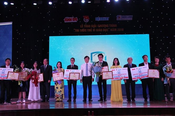 Vietnam premia a jóvenes con innovaciones educativas - ảnh 1