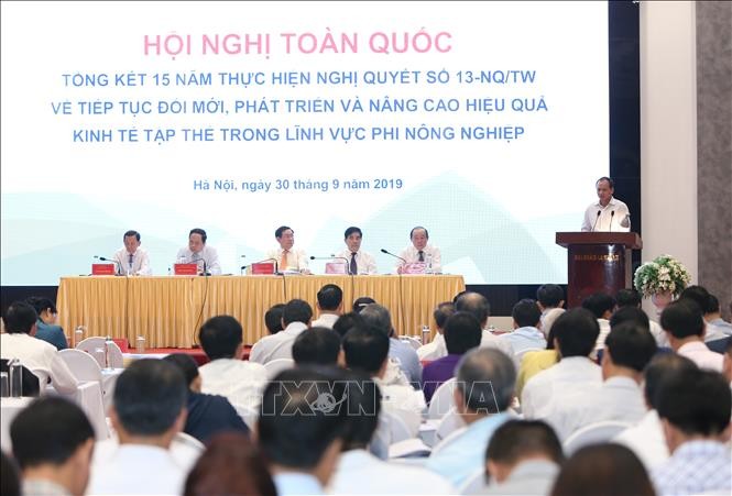 Vietnam evalúa el desarrollo de la economía colectiva en el sector no agrícola - ảnh 1
