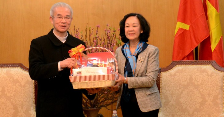 Aprecia dirigente partidista de Vietnam aportes del Comité de Solidaridad Católica - ảnh 1