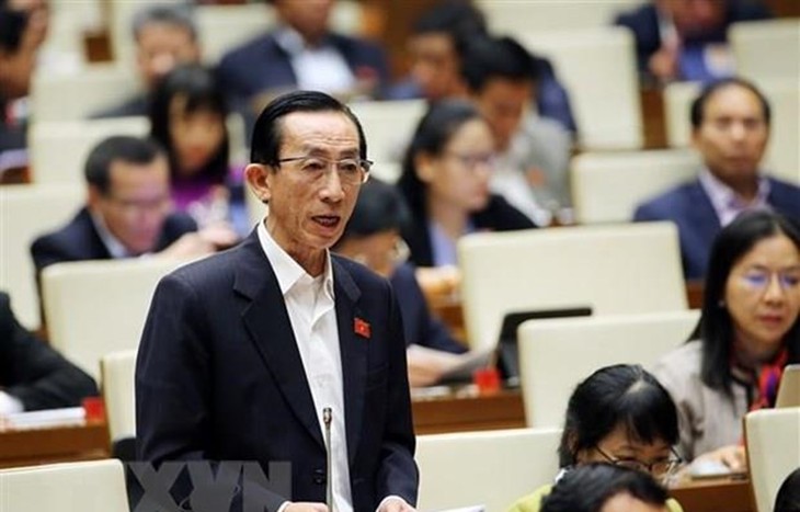 Diputados vietnamitas confían en el liderazgo del nuevo presidente del Parlamento - ảnh 1