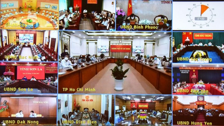 Premier vietnamita promueve la adopción de una estrategia maestra para la adaptación segura a la epidemia - ảnh 1