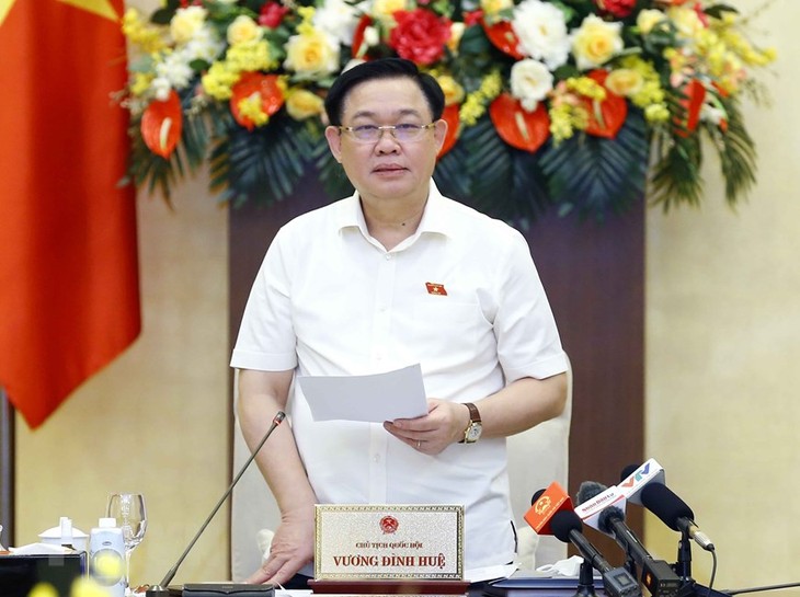 Concluye cuarta reunión del Comité Permanente de la Asamblea Nacional de Vietnam - ảnh 1