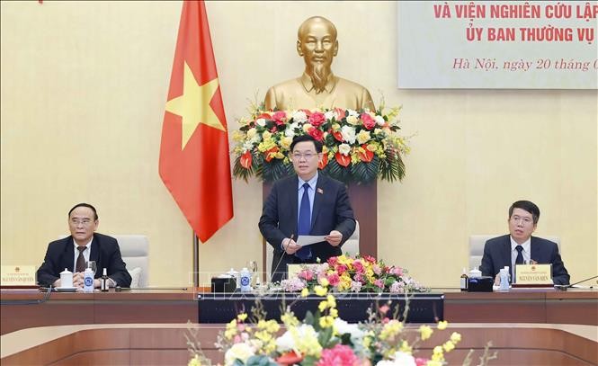Fortalecen la cooperación entre el Instituto de Estudios Legislativos y la Asociación de Juristas de Vietnam - ảnh 1