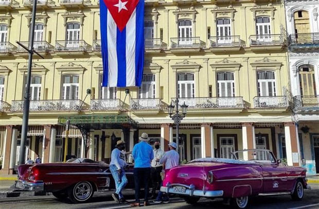 Dirigentes de Laos y Cuba sostienen conversaciones en línea sobre relaciones bilaterales  - ảnh 1