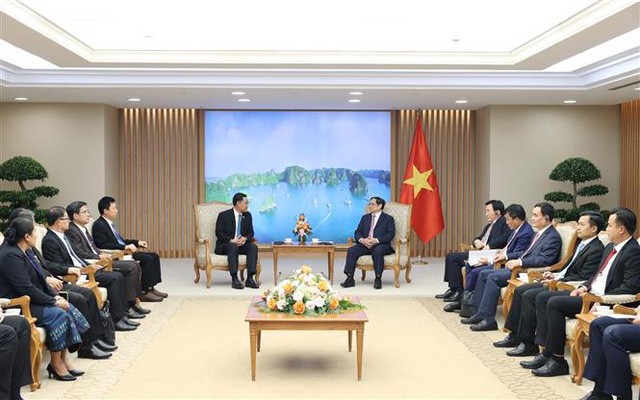 Vietnam concede importancia al fortalecimiento de vínculos de amistad con Laos - ảnh 1