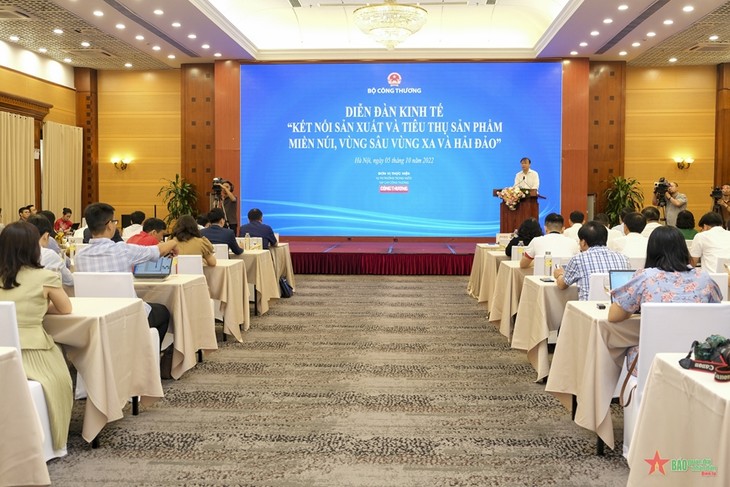 Vietnam busca desarrollo de productos comerciales en áreas montañosas, remotas e islas - ảnh 1