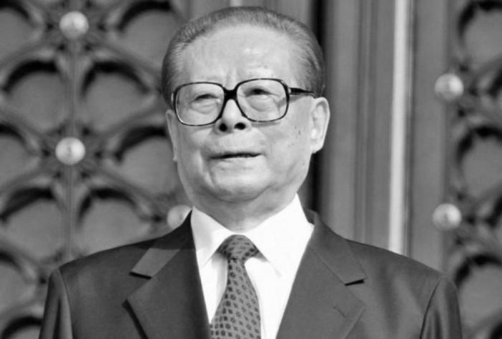 Líderes vietnamitas envían condolencias a China por fallecimiento de Jiang Zemin - ảnh 1