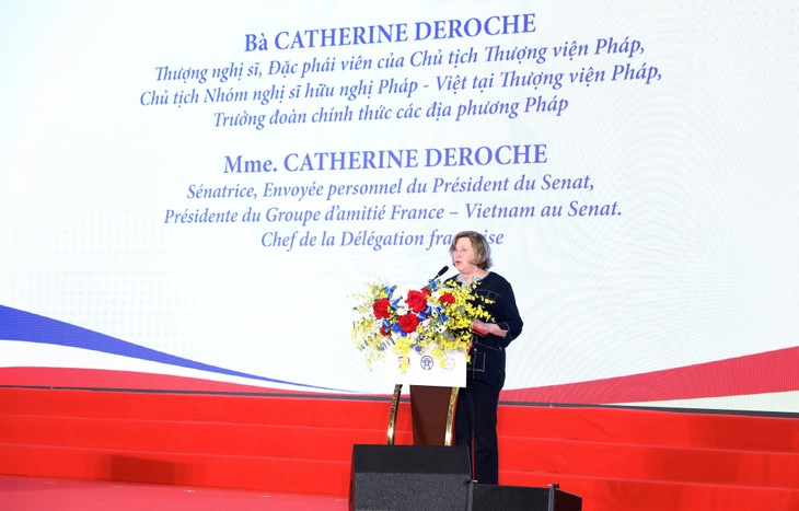 Inauguran XII Conferencia de Cooperación entre localidades de Vietnam y Francia - ảnh 2