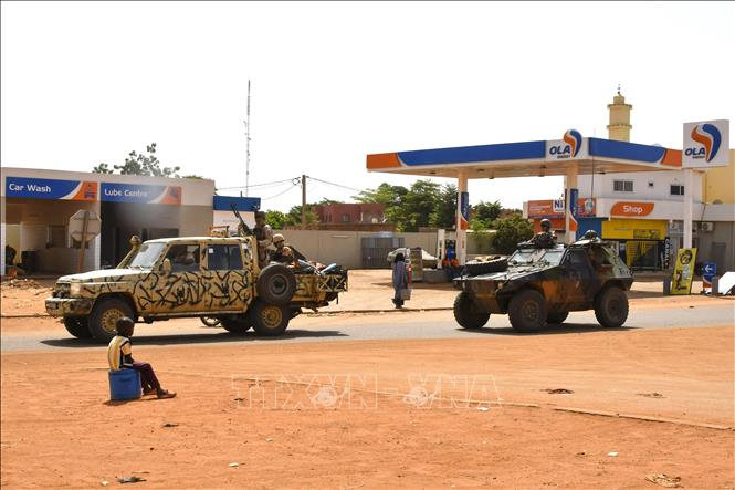 Francia comenzará a retirar completamente sus tropas de Níger - ảnh 1