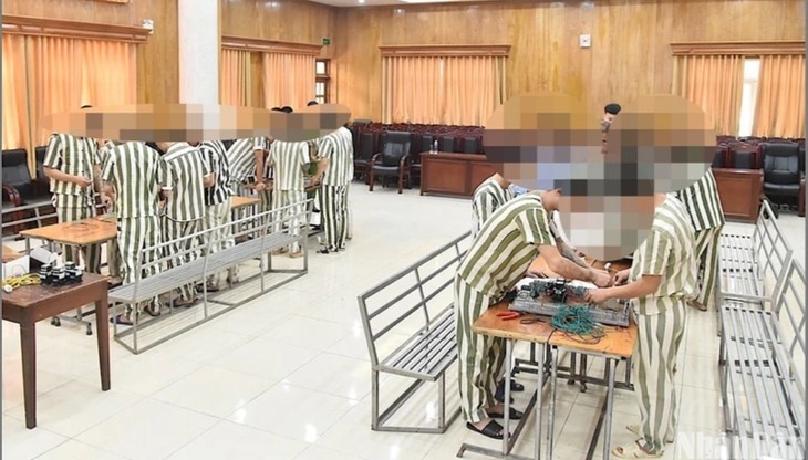 Seguridad Pública de Hanói habilita cursos de formación profesional para sus convictos - ảnh 2