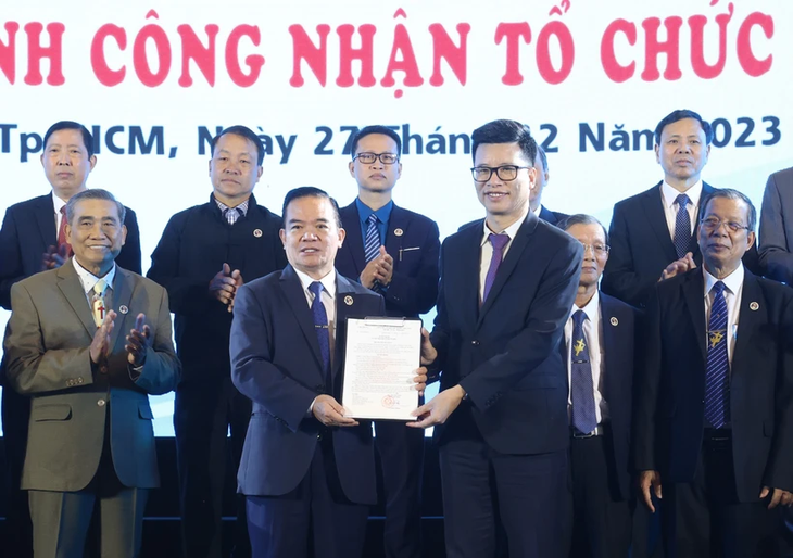 Gobierno reconoce oficialmente a la Iglesia del Evangelio ​Pleno ​de Vietnam - ảnh 1