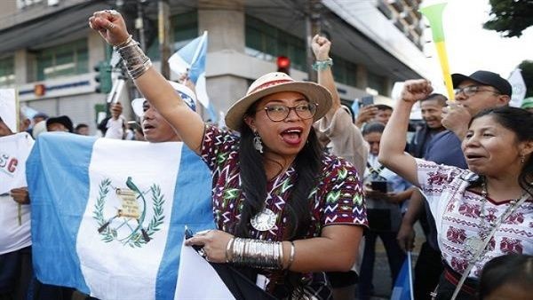 Tensión en Guatemala por el retraso del Congreso ante la investidura de Bernardo Arévalo - ảnh 1