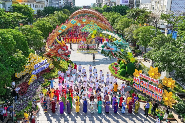 Acogen diversas actividades en Vietnam en saludo al Día Internacional de la Mujer - ảnh 1