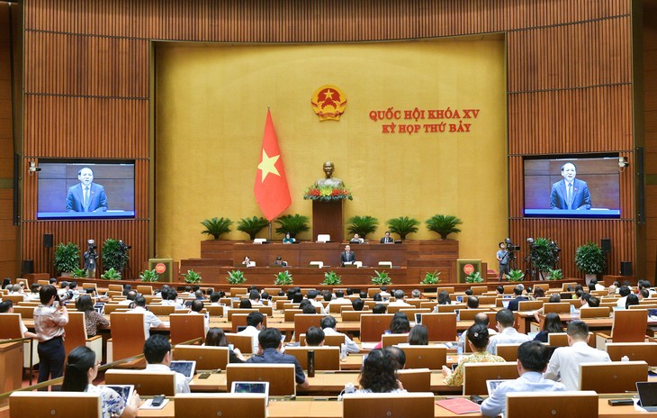 Parlamento de Vietnam analiza Programa Nacional de Objetivos para el Desarrollo Cultural hasta 2035 - ảnh 1