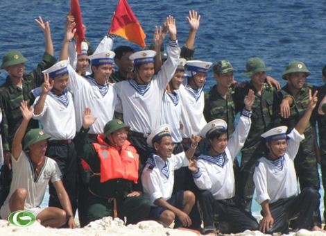 สถานทูตเวียดนามประจำสหรัฐจัดการบริจาคเงินเพื่อให้การสนับสนุนต่อหมู่เกาะTruongSa - ảnh 1