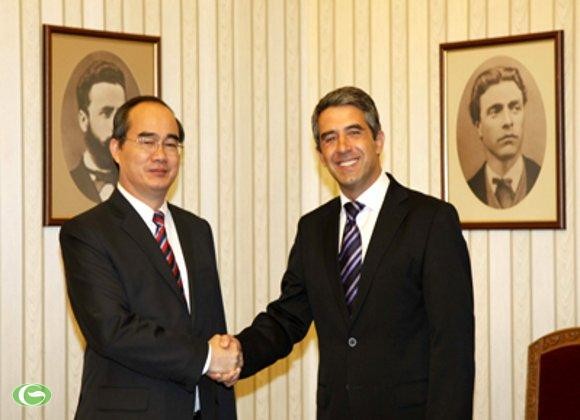รองนายกรัฐมนตรี NguyễnThiệnNhân เสร็จสิ้นการเยือนสวิสเซอร์แลนด์และบัลแกเรีย - ảnh 1