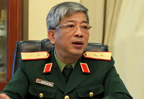รัฐมนตรีช่วยว่าการกระทรวงกลาโหมให้การต้อนรับผู้ช่วยทูตฝ่ายทหารอินโดนีเซีย - ảnh 1