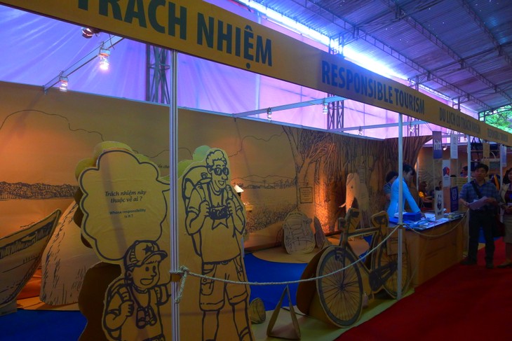 เปิดงานนิทรรศการการท่องเที่ยวนานาชาติเวียดนาม ฮานอย 2013 - ảnh 1