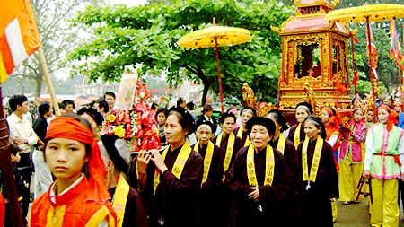 ศาสนาต่างๆในเวียดนามประกอบศาสนกิจอย่างเสรีและเสมอภาค - ảnh 1