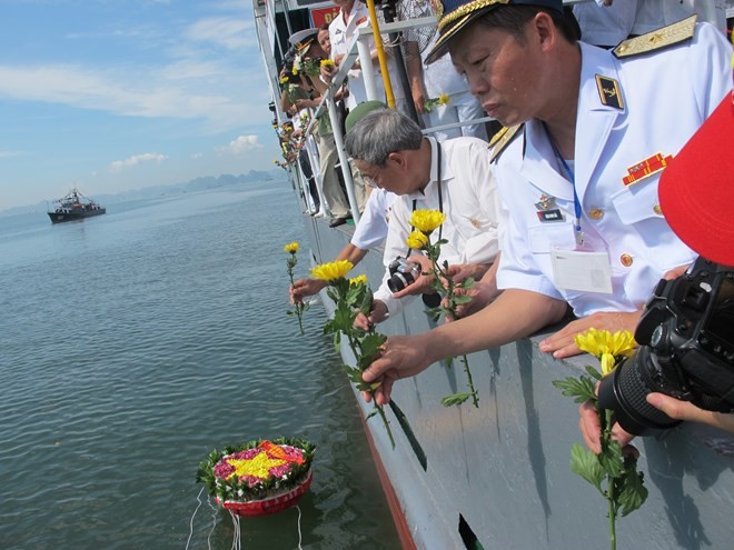 รำลึกครบรอบ 50 ปีชัยชนะครั้งแรกของกองทัพเรือเวียดนาม - ảnh 1