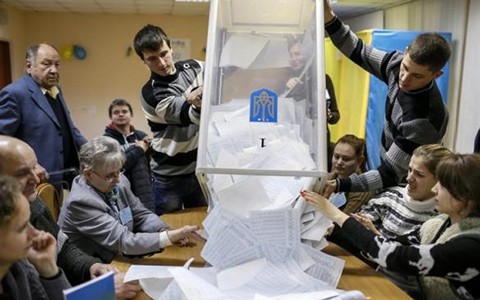ประชาคมระหว่างประเทศชื่นชมการเลือกตั้งก่อนกำหนดในยูเครน - ảnh 1