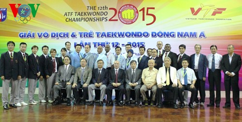 เปิดการแข่งขันเทควันโดรุ่นใหม่ชิงแชมป์เอเชียตะวันออกเฉียงใต้ครั้งที่ 12 ปี 2015 - ảnh 1