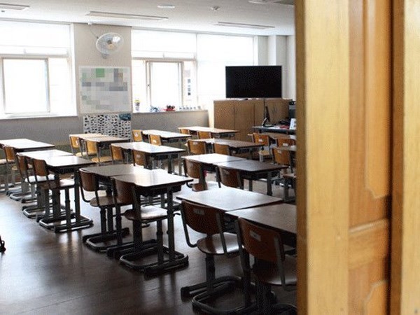 สาธารณรัฐเกาหลีต้องปิดโรงเรียนกว่า 200แห่งเนื่องจากการแพร่ระบาดของไวรัสเมอร์ส - ảnh 1