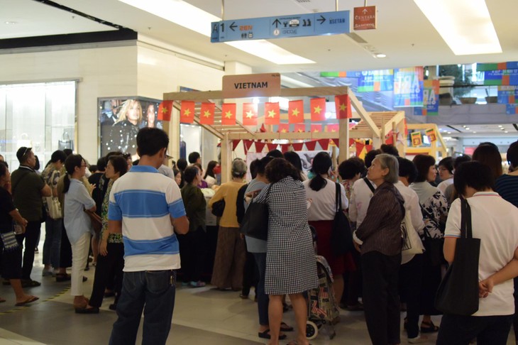 “Pho Van” ร้านอาหารเวียดนามที่ได้รับความนิยมในกรุงเทพฯ ประเทศไทย - ảnh 2