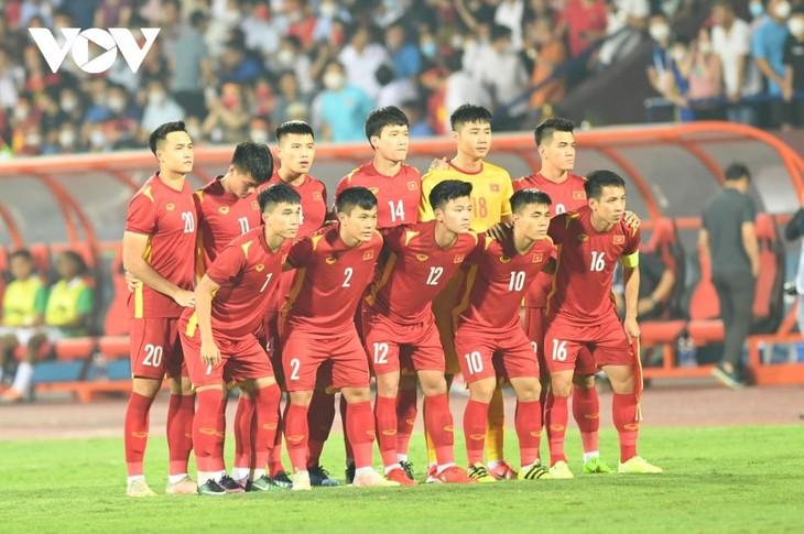 ทีมฟุตบอลชายยู 23 เวียดนามเอาชนะทีมฟุตบอลชายยู23 อินโดนีเซีย 3 ประตูต่อ 0 - ảnh 1