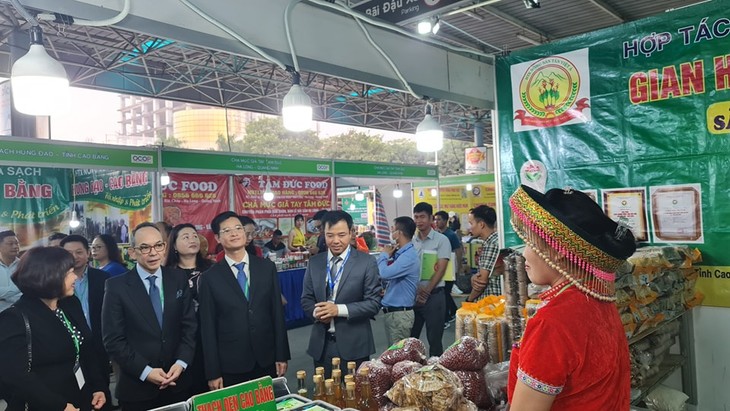 พิธีเปิดงาน OCOP Fair – The development and integration of Vietnamese specialties  - ảnh 2