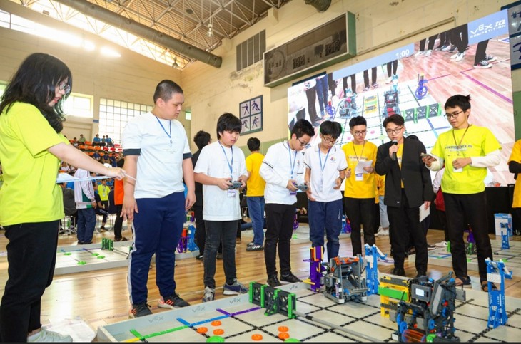 การแข่งขัน VEX IQ Robotics ทั่วประเทศปี 2023 ได้คัดเลือก 20 ทีมเพื่อเข้าร่วมการแข่งขัน VEX Robotics World Championship 2023 - ảnh 1