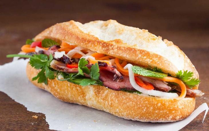 ขนมปังและเฝอติดท็อป 100 อาหารที่มีชื่อเสียงที่สุดในเอเชีย - ảnh 1