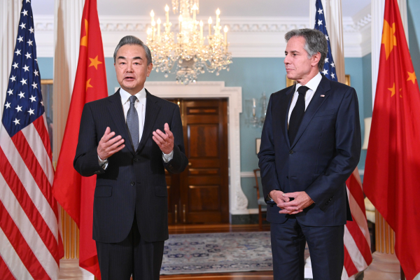 สหรัฐและจีนตกลงที่จะมุ่งสู่การประชุมสุดยอดทวิภาคี - ảnh 1