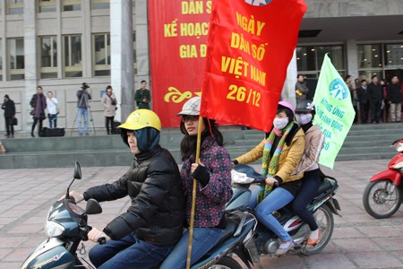 Localities celebrate Vietnam’s Population Day  - ảnh 1