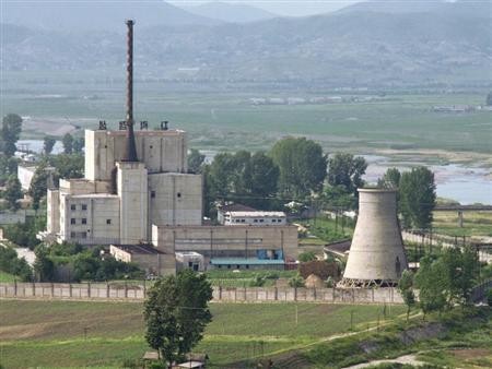North Korea restarts nuclear reactor - ảnh 1