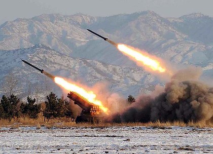 DPRK testfires short-range missiles - ảnh 1