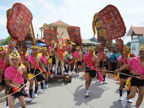 Saint Giong festival opens - ảnh 1
