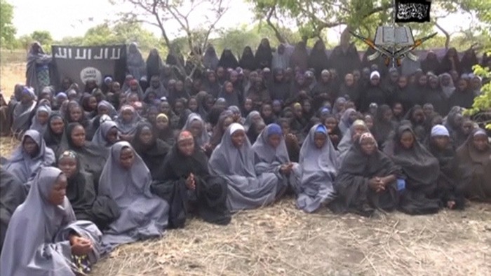 Boko Haram video shows kidnapped Nigerian schoolgirls - ảnh 1