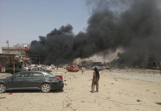 Twin bombings in Iraq kill 25 - ảnh 1