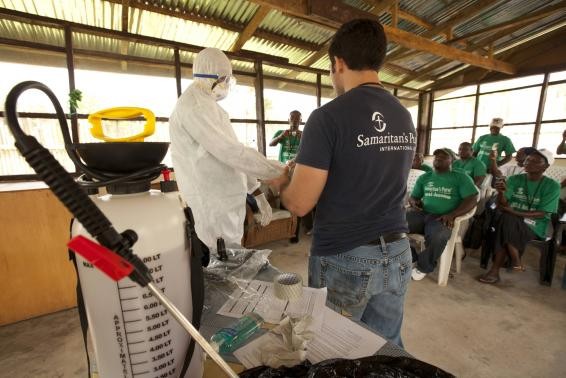   Liberia puts third province under Ebola quarantine - ảnh 1