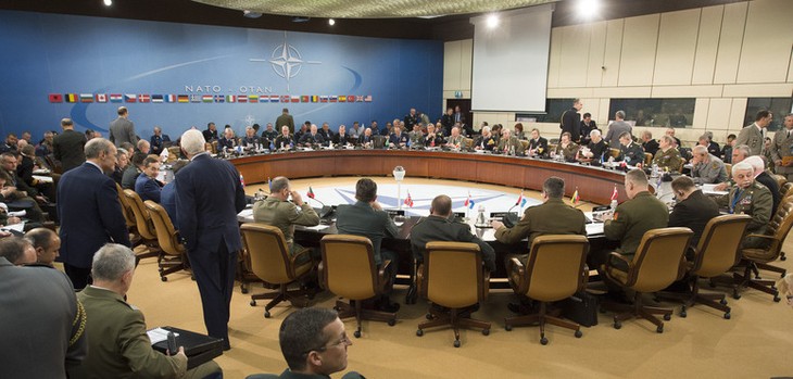 NATO defense Chiefs discuss action plan in Brussels - ảnh 1