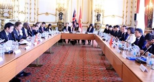 Vietnam, UK boost economic, trade links - ảnh 1
