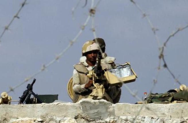 11 civilians, 2 police killed in North Sinai mortar attacks - ảnh 1