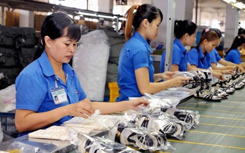 Vietnam’s trade surplus hits 865 million USD in 2016’s first 2 months - ảnh 1