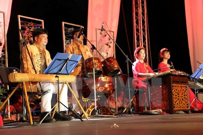 Vietnam participates in world folklore festival in Romania - ảnh 2
